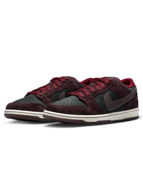 Nike SB - Dunk Low Pro x Riot Skateshop