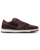 Nike SB - Dunk Low Pro x Riot Skateshop